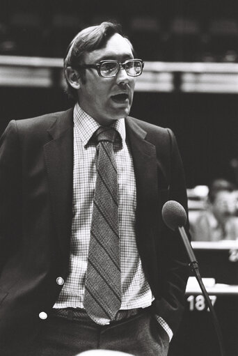 The MEP David M. CURRY during a session in Strasbourg in March 1980.