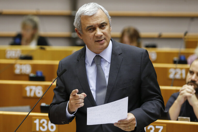 Photo 30 : Plenary session - Council and Commission statements - Preparation of the European Council meeting of 17 and 18 October 2019