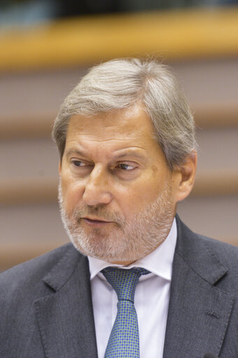 Fotografie 45: Plenary session  - Commission statement - Greening the European Investment Bank, in the presence of Werner Hoyer, President of the EIB