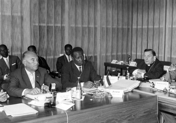 Parliamentary Conference EEC-EAMA Association Joint Committee meeting - BERLIN- Kongresshalle  05-08/07/1965 - Réunion de la Commission paritaire de la Conférence de l'Association CEE-EAMA