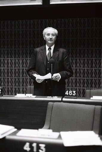 Fotografija 3: The MEP Gustave DELEAU during a session in Strasbourg in March 1980.