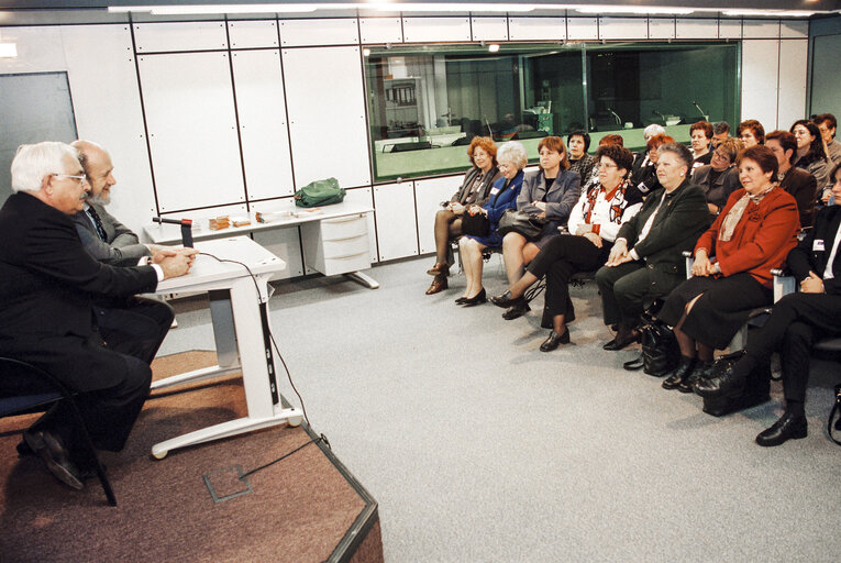 Fotografi 6: Meeting with the EP president.