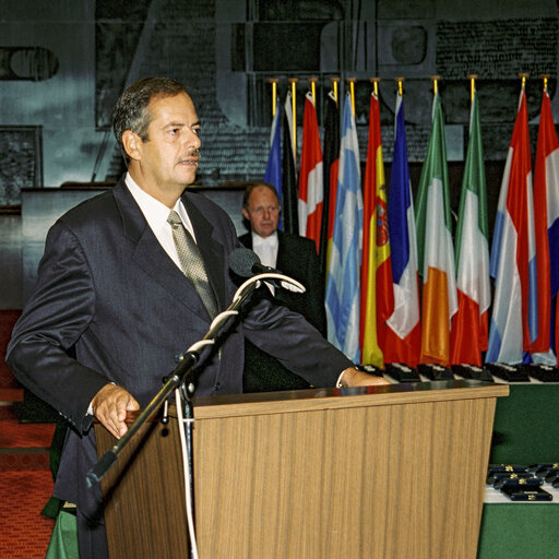 Fotografie 2: Long-service medal giving ceremony at the European Prarliament in Luxembourg - Speech of the Secretary General