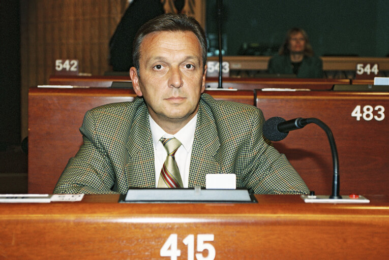 Φωτογραφία 1: Portrait of the MEP Mathieu GROSCH in Strasbourg in September 1996.