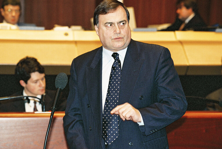 Fotografija 1: Plenary Session in Strasbourg. British Presidency of the EU