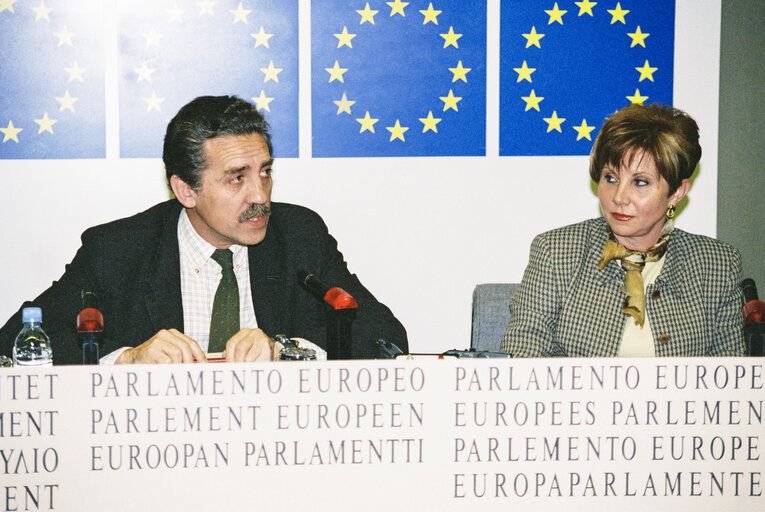 Foto 4: Press Conference at the European Parliament in Strasbourg