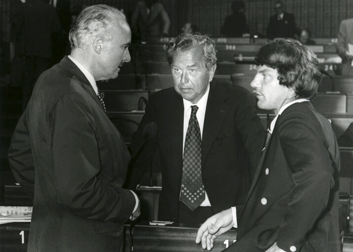 Sir Brandon RHYS WILLIAMS during a plenary session in Luxembourg, September 1978.