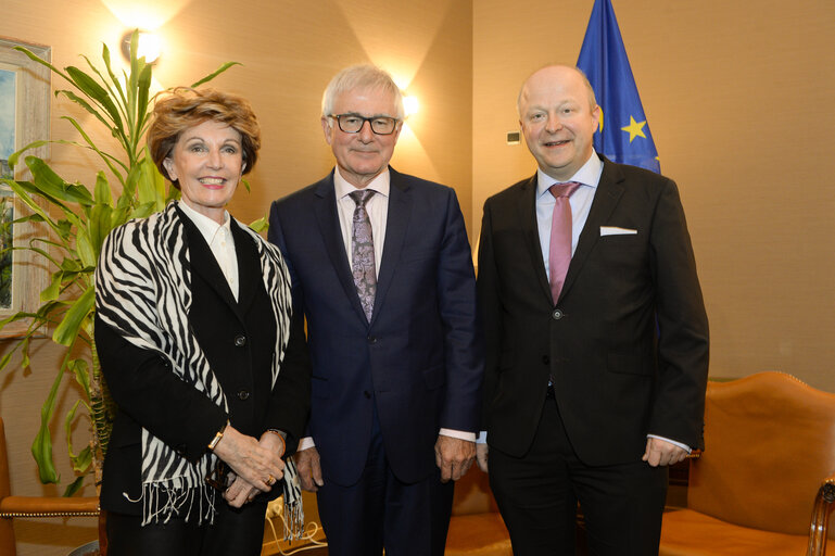 Fotografia 1: MEP's Michael THEURER and Jacqueline FOSTER meet with the Trade Minister of New Zealand