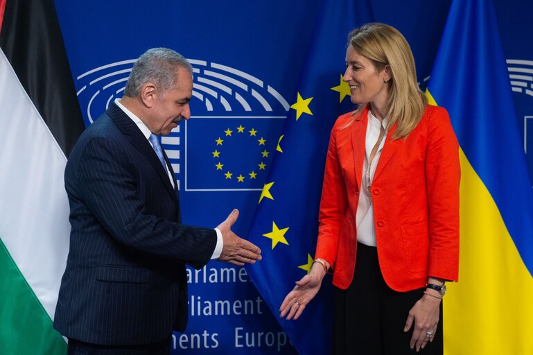 Roberta METSOLA, EP President receives Mohammad SHTAYYEH, Prime Minister of Palestine