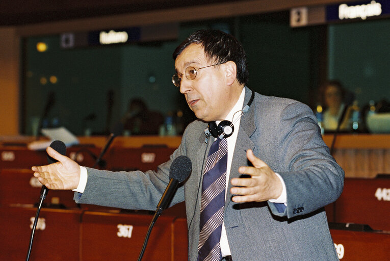 Jean-Claude MARTINEZ in plenary session at the EP in Strasbourg.