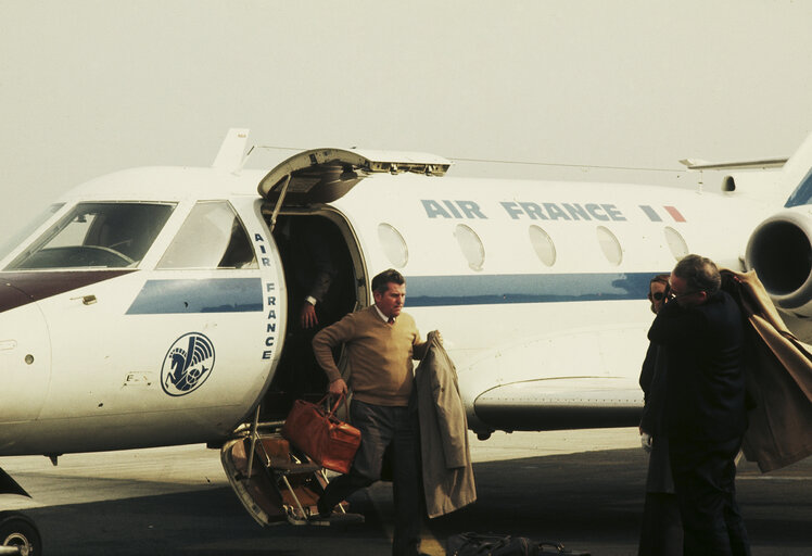 Flight Charter with MEP in 1977