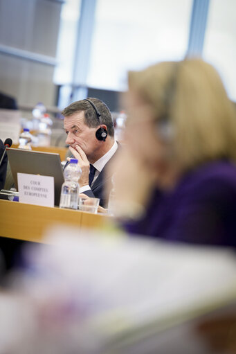 Foto 5: CONT committee meeting