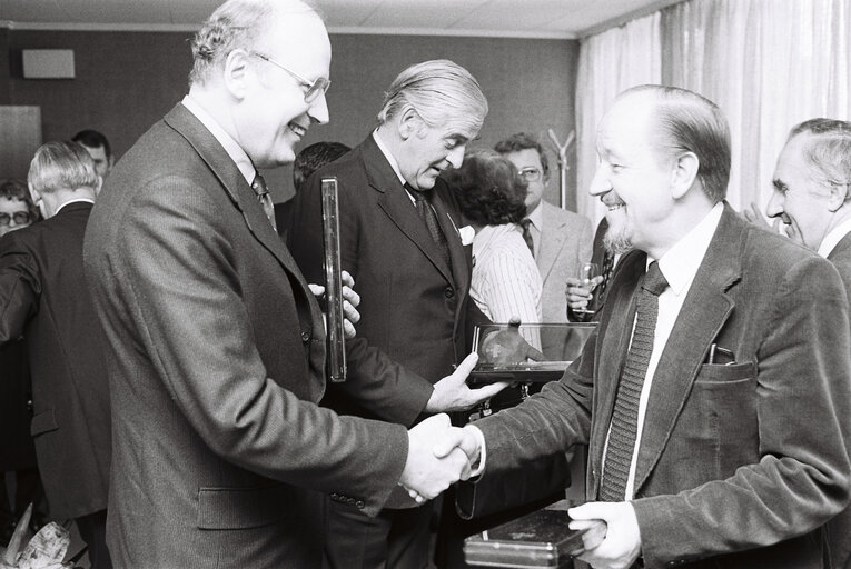 Fotografi 4: Handover of a Medal at the European Parliament in Strasbourg in may 1979