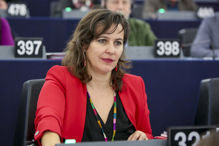 Ana MIRANDA MEP voting in plenary session in Strasbourg