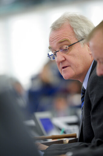 Fotografia 18: Plenary session week 48 2015 in Strasbourg        EU Strategic framework on health and safety at work 2014-2020 - Report: Ole Christensen (A8-0312/2015)