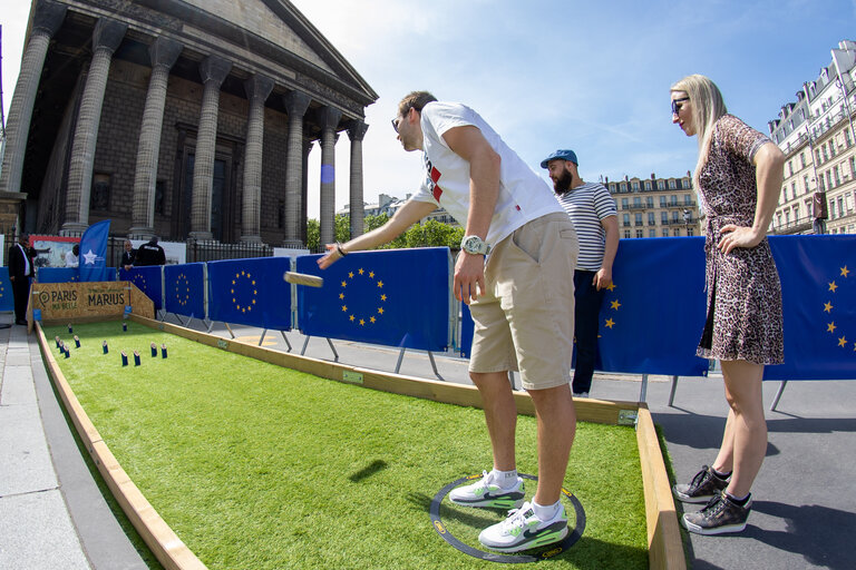 Suriet 47: EUROPE DAY - Europa Experience Paris, France.