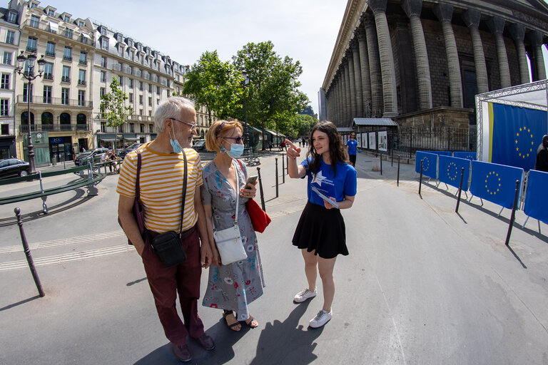 Suriet 35: EUROPE DAY - Europa Experience Paris, France.