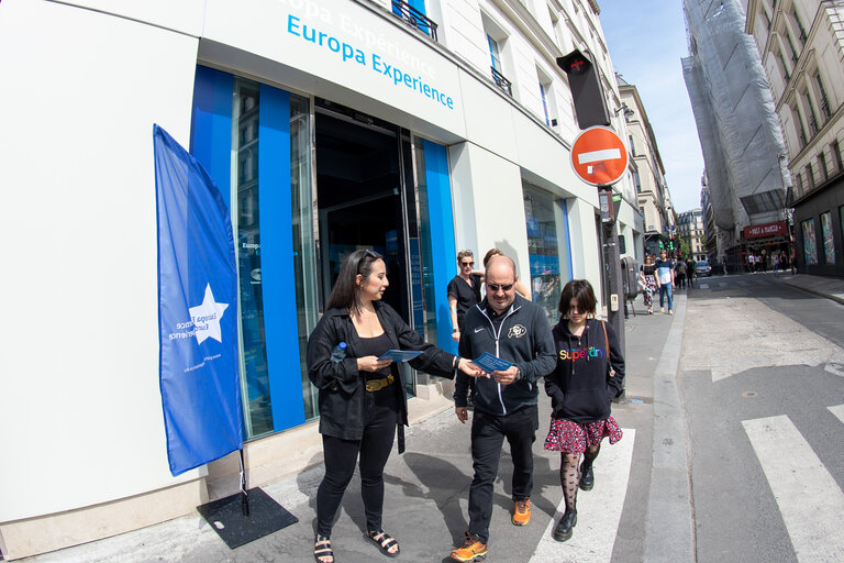 Suriet 25: EUROPE DAY - Europa Experience Paris, France.