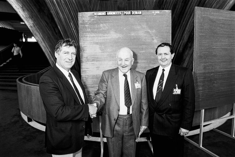 Anthony Joseph WILSON MEP with guests in Strasbourg in April 1990