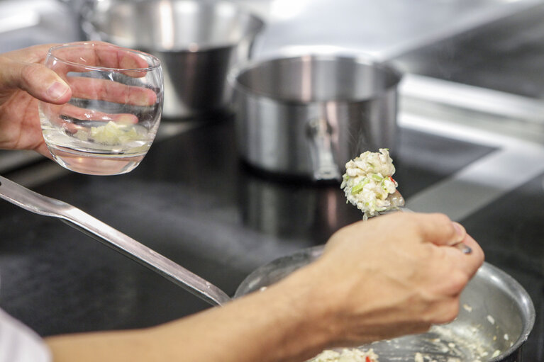 Novel Food. What will we be eating in 2025 ? Preparation of dishes by the Head Chef of Nordic Food Lab