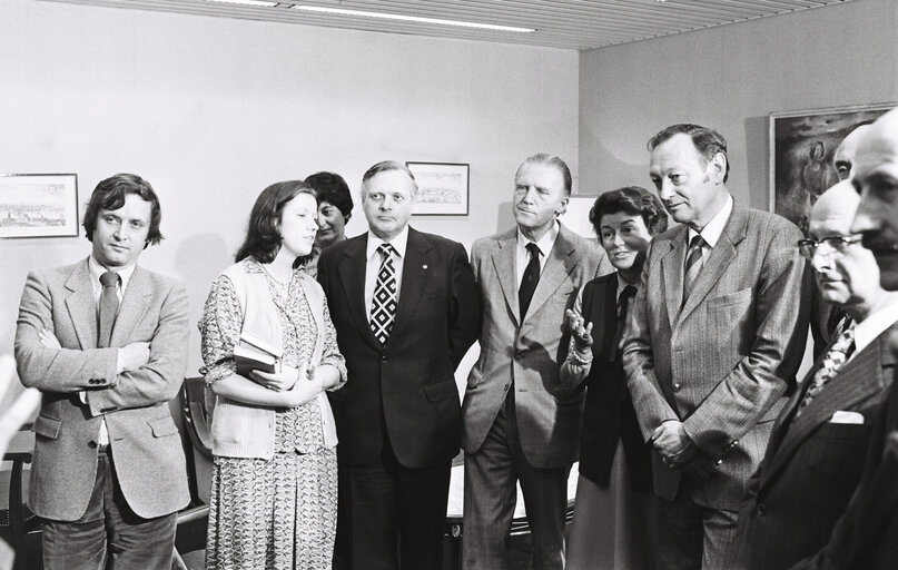 Fotografie 14: Medal ceremony in Strasbourg in april 1979.