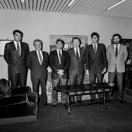 Photo 3 : Spanish cyclist Miguel INDURAIN is received at the European Parliament in Strasbourg following his victory in the Tour of the EEC cycling race