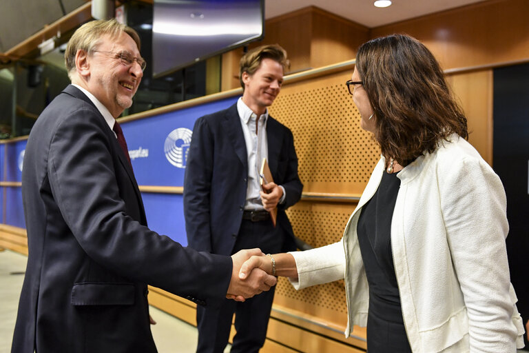 Fotografi 23: INTA committee meeting. Exchange of views with Cecilia MALMSTROM, Member of the EC in charge of Trade.