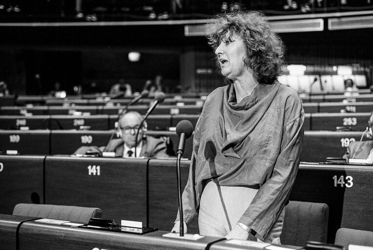 The MEP Hedy D'ANCONA during a session in Strasbourg in June 1986.