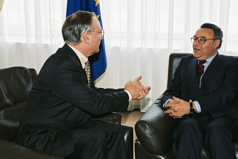 Klaus HANSCH EP President meets Joao CRAVINHO