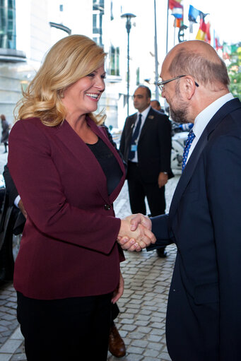 Valokuva 2: Martin SCHULZ - EP President welcomes Kolinda GRABAR-KITAROVIC, President of Croatia