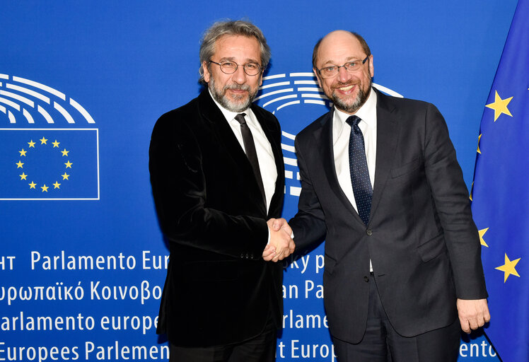 Martin SCHULZ - EP President meets with Can DUNDAR