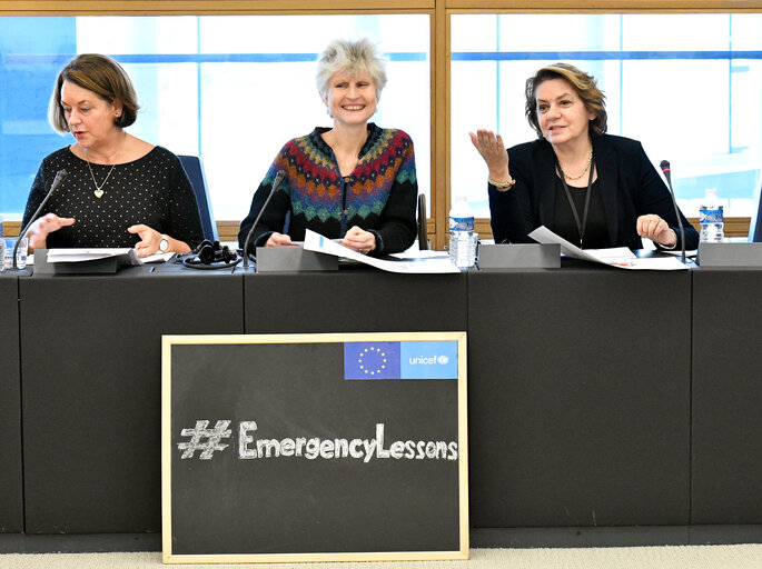 Intergroup on Children's rights meeting: ' emergency lessons ' campaign