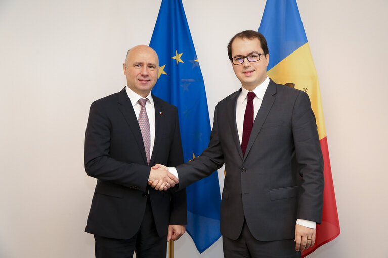 Valokuva 1: Andi-Lucian CRISTEA meets with Pavel FILIP, Prime Minister of Moldova