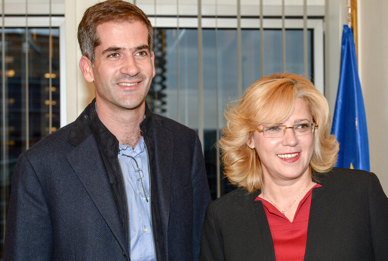 Corina CRETU, EU Commissioner for Regional Policy meets with Kostas BAKOYANNIS, Governor of the Region of Central Greece