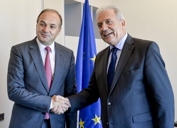 Photo 1: Dimitris AVRAMOPOULOS meets with Kosovo MFA Enver HOXHAJ