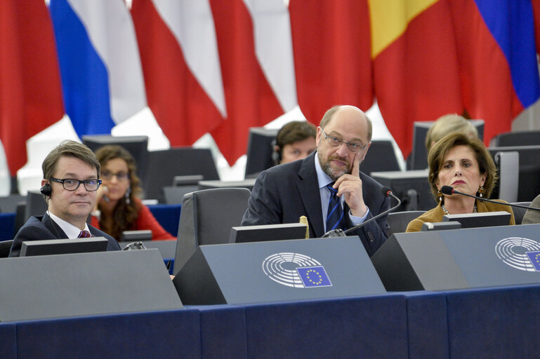 Foto 12: Official visit of Dutch Prime Minister to the European Parliament in Strasbourg. Review of the Dutch Presidency.