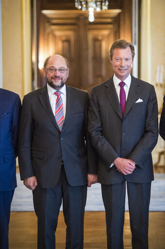 Nuotrauka 1: Conference of President with the incoming Luxembourg Presidency of the Council  Audience - Martin SCHULZ - EP President is welcomed by Grand Duke Henri of Luxembourg in Palais Grand Ducal