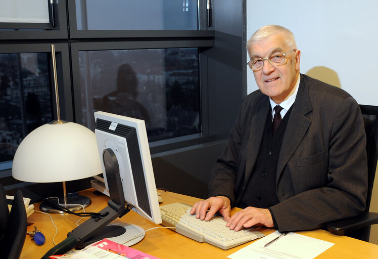 MEP Maciej Marian GIERTYCH in his office in Strasbourg