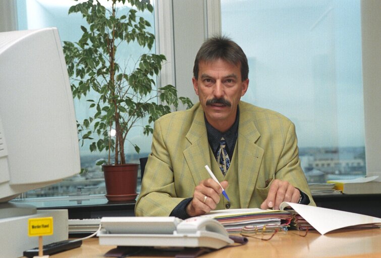 MEP Norbert GLANTE at the EP in Brussels.