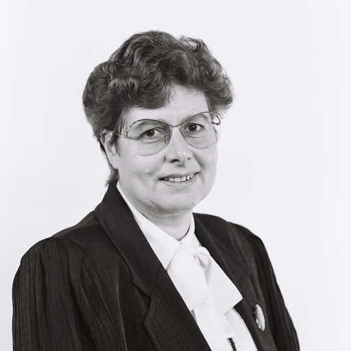 Portrait of MEP Barbara SCHMIDBAUER