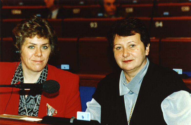 Fotogrāfija 2: MEPs in the hemicycle of the EP in Strasbourg.