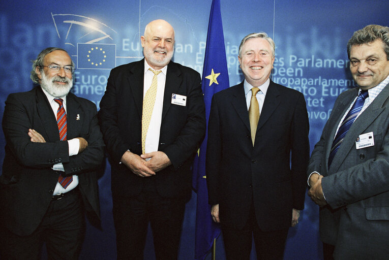 Fotografie 1: Abdoulaye WADE, President of Senegal, makes an official visit to the European Parliament in Strasbourg