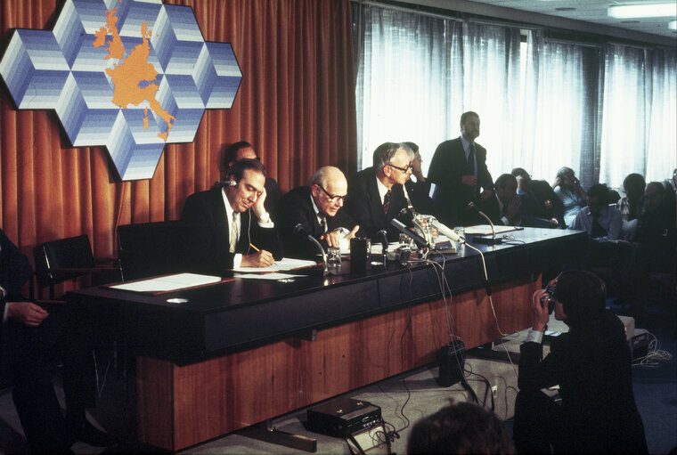 Summit in Brussels on 12 and 13 July 1976