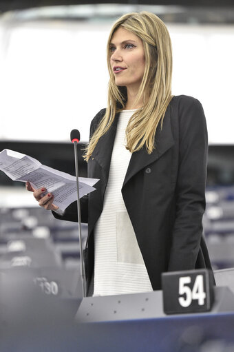 Foto 5: Eva KAILI in the EP in Strasbourg