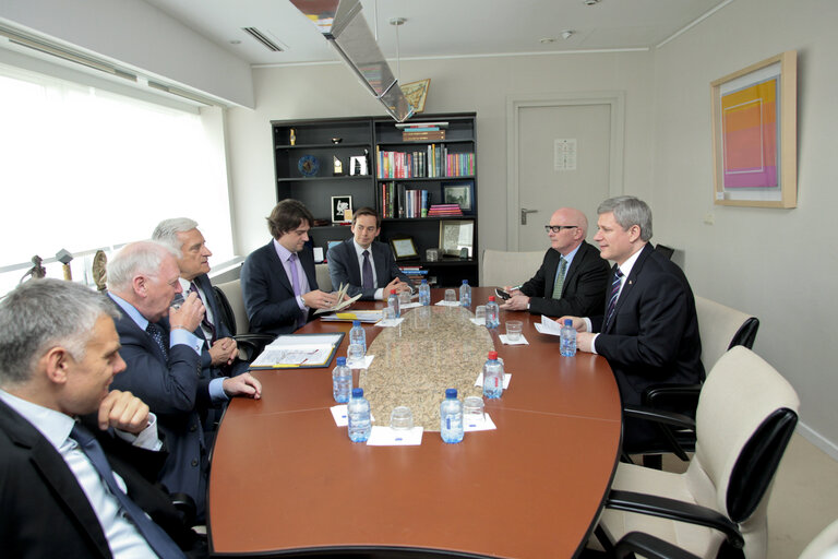 Foto 2: Visit of Canadian Prime Minister Stephen HARPER