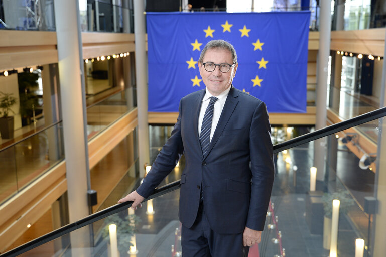 Снимка 10: Robert ROCHEFORT in the EP in Strasbourg