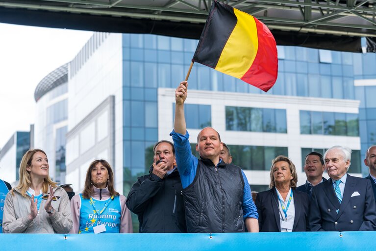 Brussels 20 km running race start