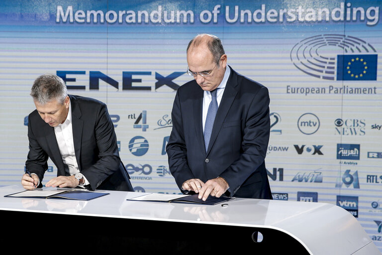 Fotogrāfija 17: Signing of a Memorandum of Understanding between the European Parliament and European News Exchange (ENEX)