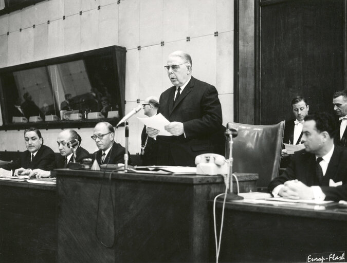 Снимка 2: Strasbourg session in March 1968