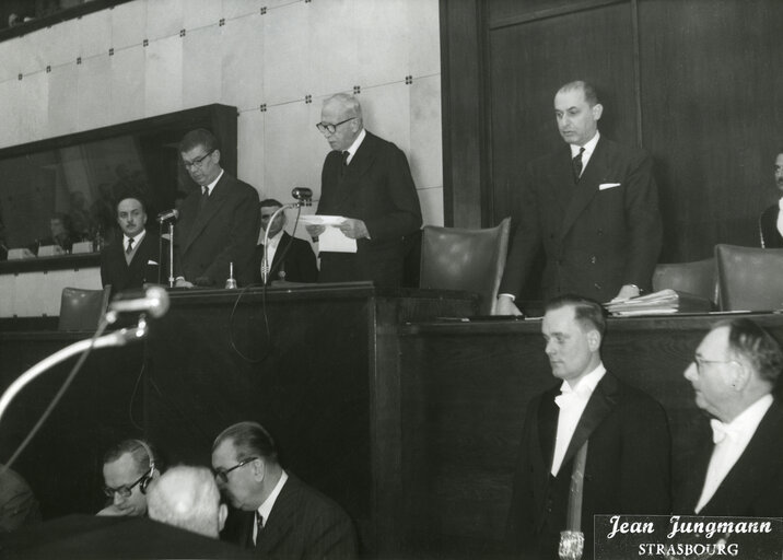 Fotografie 7: Election of Hans FURLER in November 1956